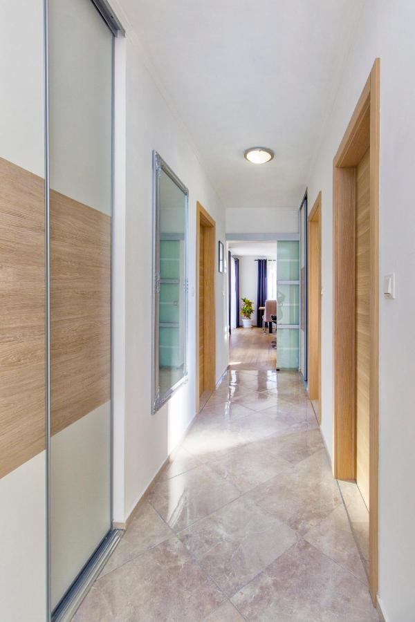 Holiday Home Lucia Lozovac Exterior foto